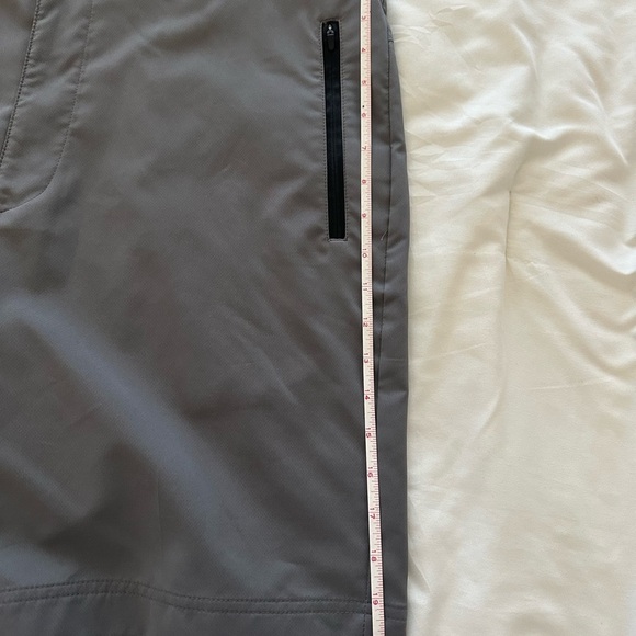 Men's Roundtree & Yorke Performance Shorts - Picture 8 of 9